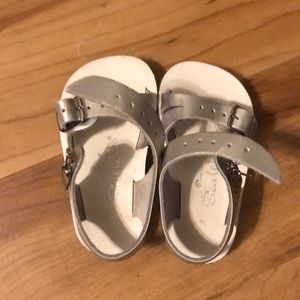Sunsands seewees size 3 silver